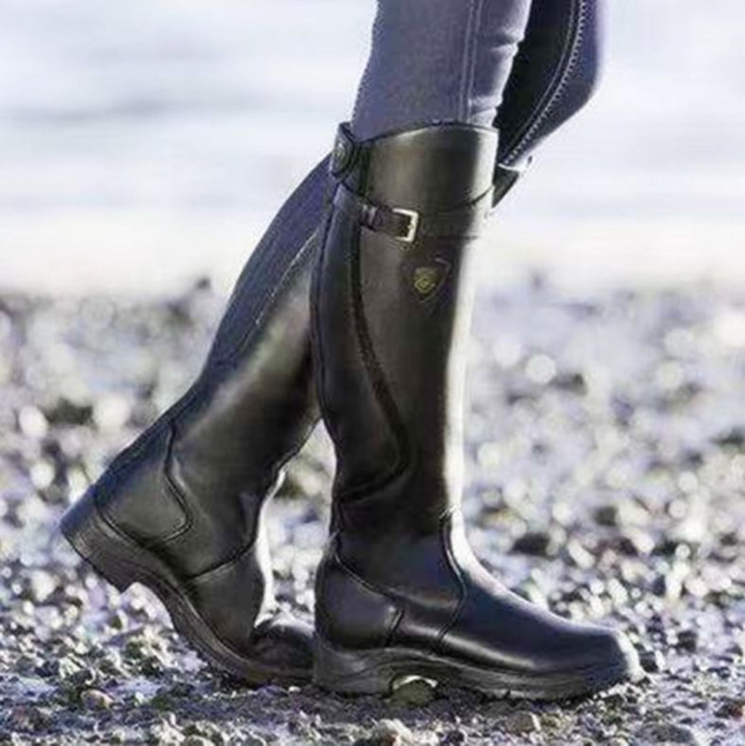 Damen Stiefel | geschlossene Form mit definierter Schaftlinie