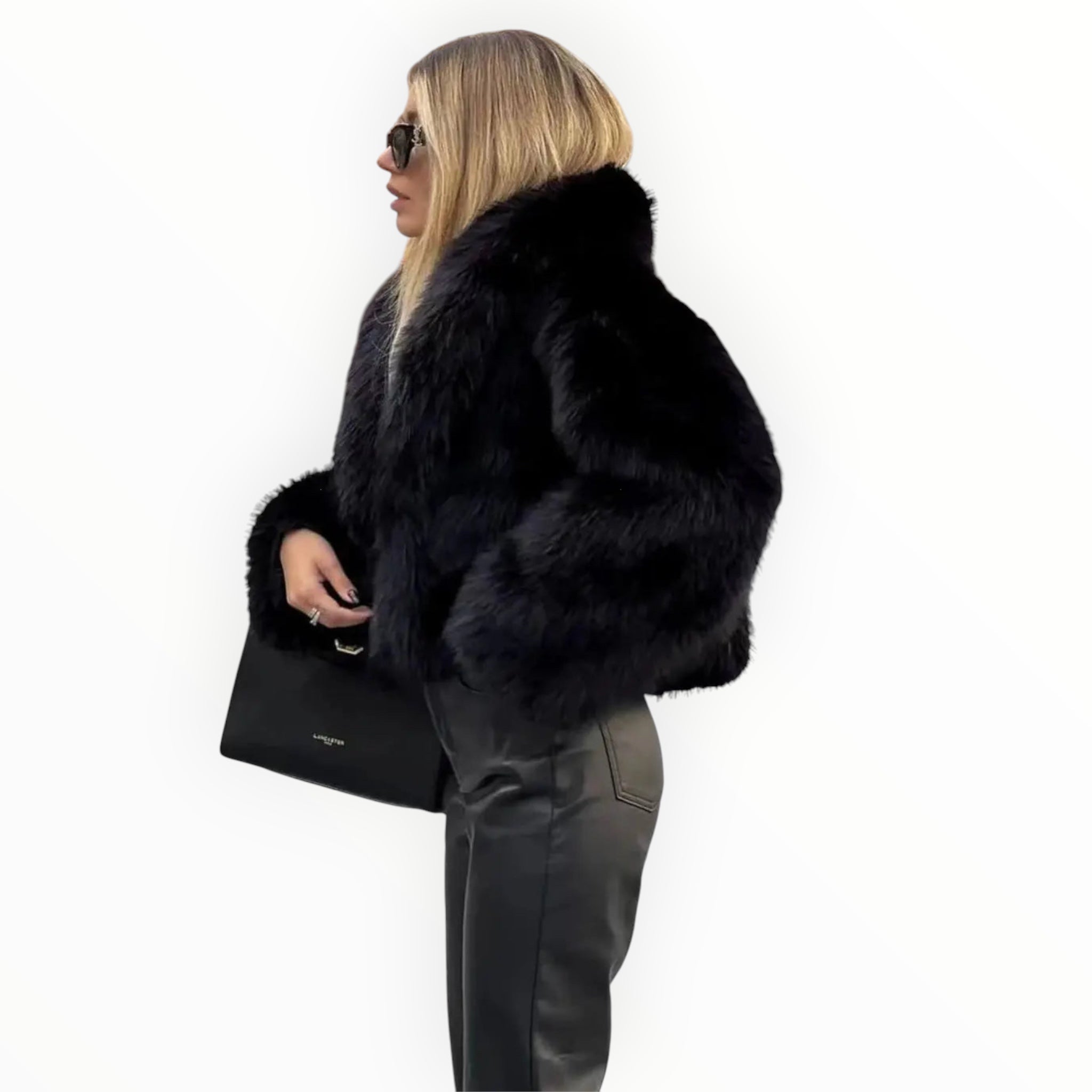 Damen Wintermantel Kurz | Geschlossene voluminöse Form für Winterzeit