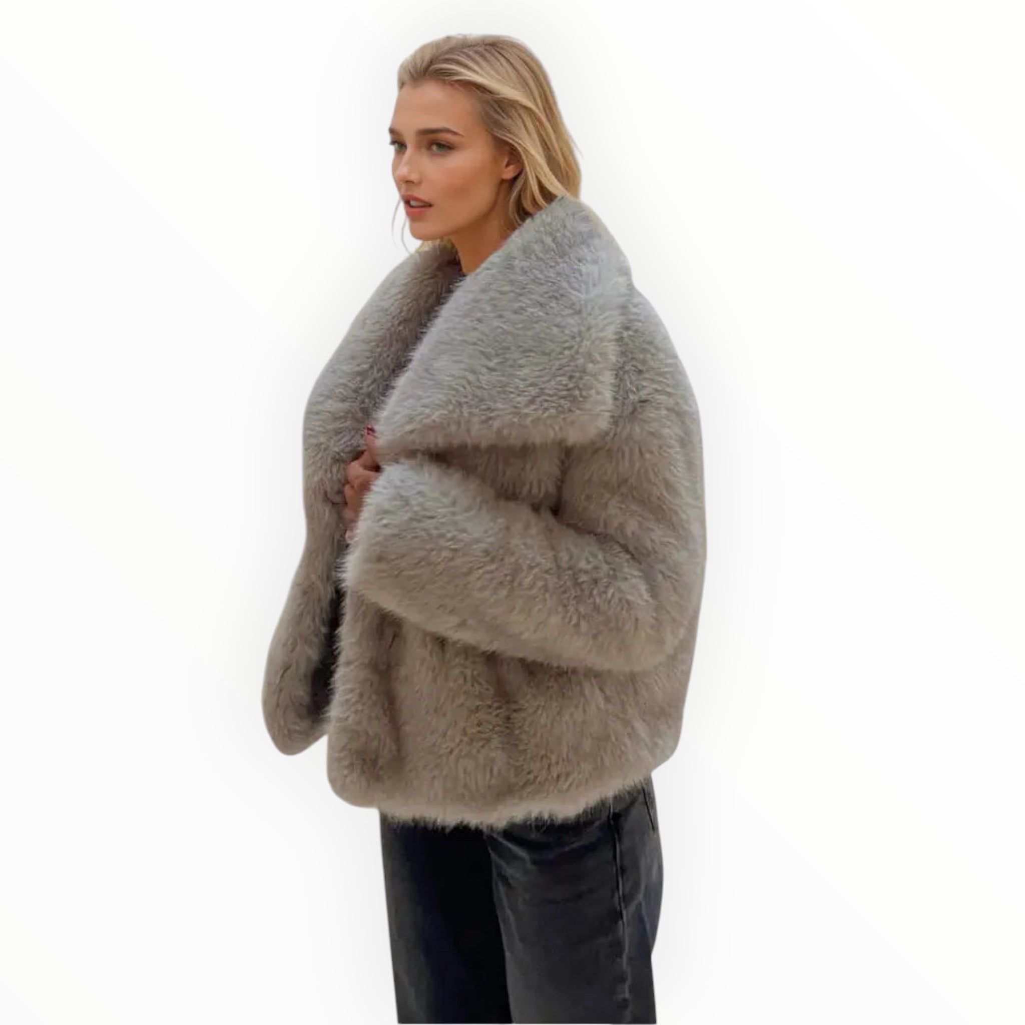 Damen Wintermantel Kurz | Geschlossene voluminöse Form für Winterzeit